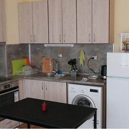 Ferienwohnung Cozy Apartament Naydenov Burgas City Exterior foto